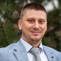 Krisztián Pápai Email