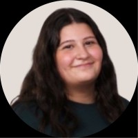 Léa Félix Email