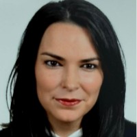 Marta Gabiña Baeza Email