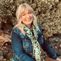 VAnetworking - Virtual Assistant Network Employee Tawnya Sutherland's profile photo