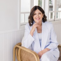 Michelle McKindlay Email