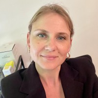 Axelle Brun Email