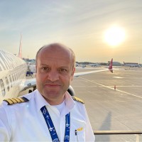 Turkish Airlines Employee Orhan S.'s profile photo