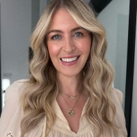 R+Co Employee Charlotte Watson's profile photo