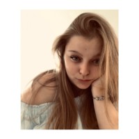Ann-Luca Holz Email
