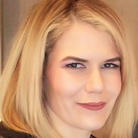 Mood Fabrics Employee Kat Dessenon's profile photo