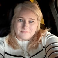 Kelly Wells Email & Phone Number