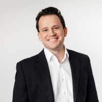 Christopher Hollay Email