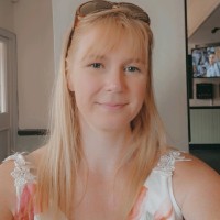 Amber River True Bearing Employee Jenny Baker's profile photo