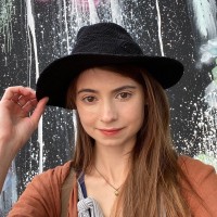 Hayley Sparks Email & Phone Number