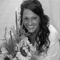 Robinson Fans Employee April Vitovsky's profile photo