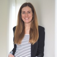 Alena Lavarde Email