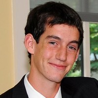 Robert Strauss Email