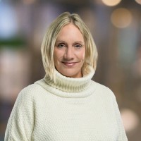 sComm: makers of the UbiDuo Employee Anna Hanson's profile photo