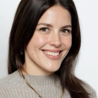 Certified Languages International Employee Valerie Vir's profile photo