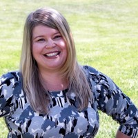 Amber Mausling Email & Phone Number