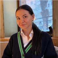 EWA Learn Languages Employee Lily Sharipova's profile photo