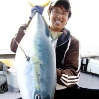 Daisuke Yoshida Email