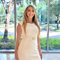 Caitlyn Warren Email & Phone Number