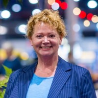 Corine Dijkhuizen Email