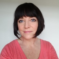Leslie Ewing Email & Phone Number