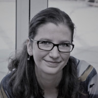 Nadya Kalinina Email