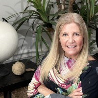 Implementation Engineers Employee Dawna Blackburn's profile photo