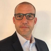 Markus Käser Email