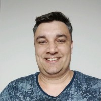 Guilherme Schuster Email