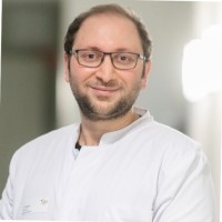 Hamza al Kadri Email