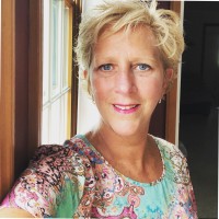 Susan Stowe Email & Phone Number