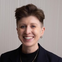 Liz Laurence Email & Phone Number