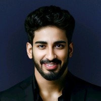 Entalogics Employee Umar Abdullah's profile photo