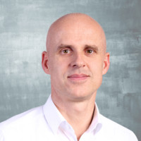 Péter Varga Email