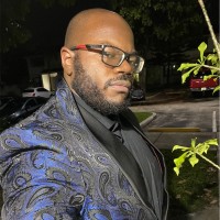 Best Buy Employee Brian Alba's profile photo