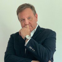 Manuel Simas Email