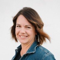 Leslie Wilson Email & Phone Number