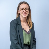 Chloé Hippolyte Email