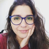 Laís Ferreira Souza Email & Phone Number