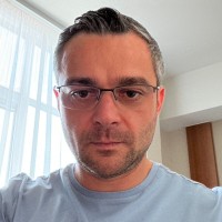 Istvan Hoka Email & Phone Number