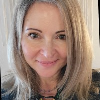 Michelle Kinzie Email & Phone Number