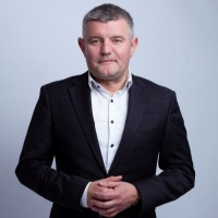 Tomasz Kania Email
