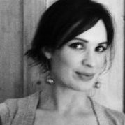 Beate Calleja Email