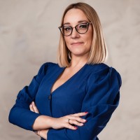 Anna Trybuch Email