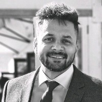 Thaariq Rahim Email