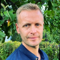 Olof Wolf Email