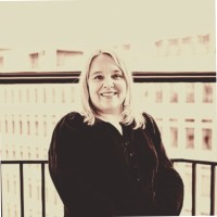 re-wrap Employee Claire Trigger's profile photo