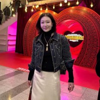 Daphne Su Email