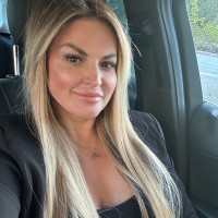 Liz McGowin Email & Phone Number