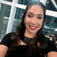 Poliana Leal Email